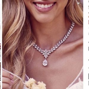 Extravagant Cubic Zirconia Collar Necklace